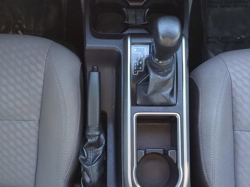 Used 2023 Toyota Tacoma SR5 AWD/4WD image 15