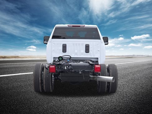 New 2026 GMC Sierra 3500 SLE w/ SLE Convenience Package image 18