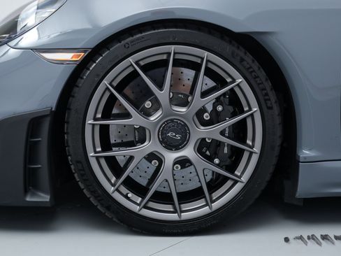 Used 2023 Porsche 718 Cayman GT4 RS RWD image 44