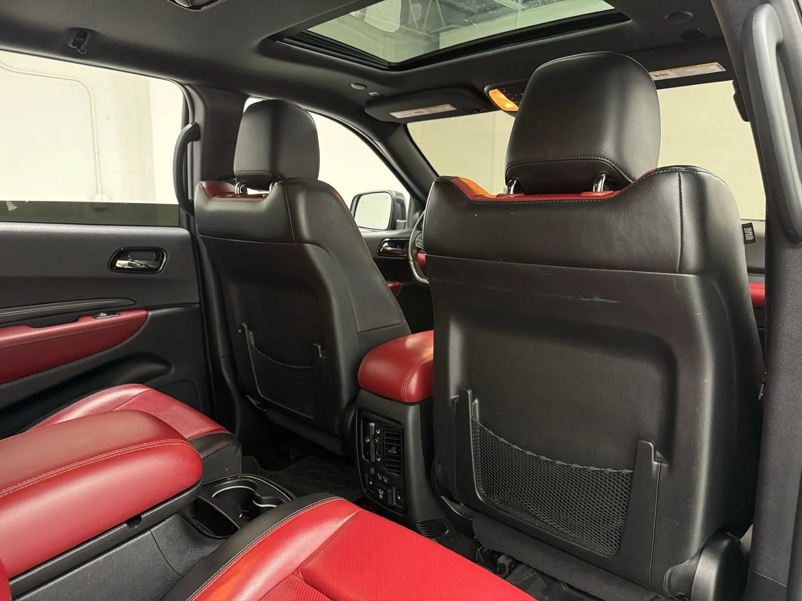 Used 2022 Dodge Durango R/T w/ Tow 'N Go Package AWD/4WD image 18