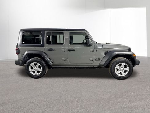 Used 2022 Jeep Wrangler Unlimited Sport S image 34