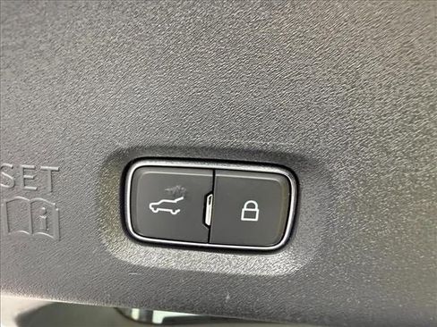 Used 2025 Ford Expedition Max Active AWD/4WD image 22