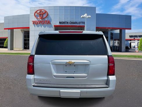 Used 2018 Chevrolet Suburban LT AWD/4WD image 6