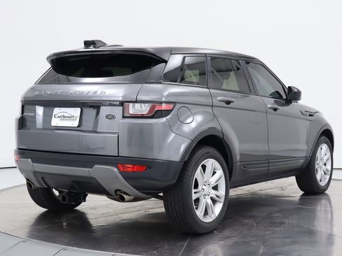 Used 2019 Land Rover Range Rover Evoque SE Premium image 7