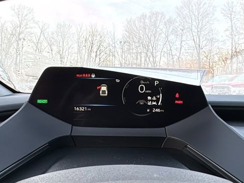 Used 2024 Toyota Prius XLE image 17