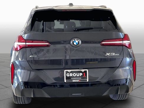 Used 2025 BMW X3 xDrive30i AWD/4WD image 4
