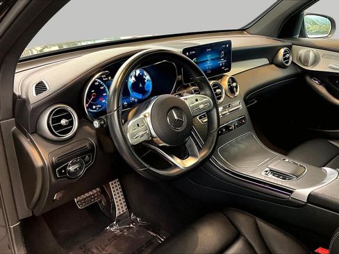 Used 2023 Mercedes-Benz GLC 300 4MATIC Coupe image 18