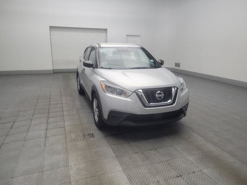 Used 2020 Nissan Kicks S FWD image 13