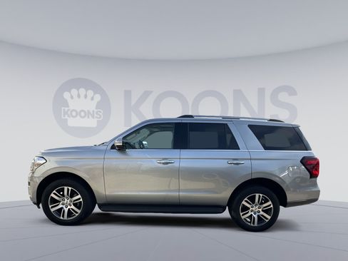 Used 2024 Ford Expedition Limited AWD/4WD image 7