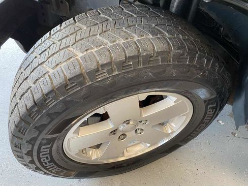 Used 2009 Jeep Wrangler Unlimited Sahara w/ Dual Top Group image 25