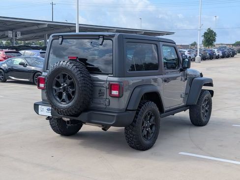 Used 2021 Jeep Wrangler Sport AWD/4WD image 5