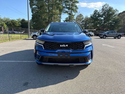 Certified 2022 Kia Sorento S FWD image 3