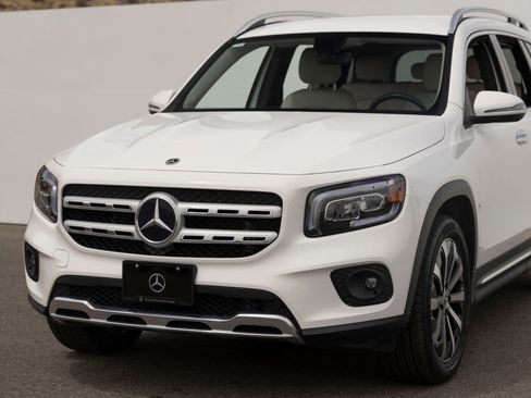 Used 2022 Mercedes-Benz GLB 250 image 5