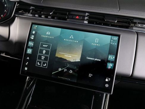 Used 2025 Land Rover Range Rover Sport Dynamic SE image 13