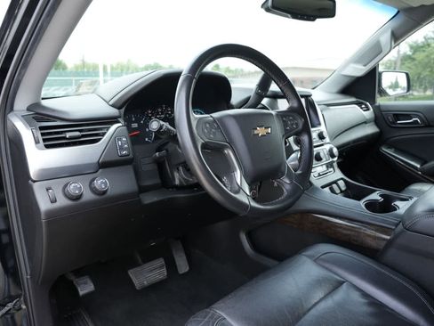 Used 2017 Chevrolet Tahoe LT w/ LT Midnight Edition AWD/4WD image 16