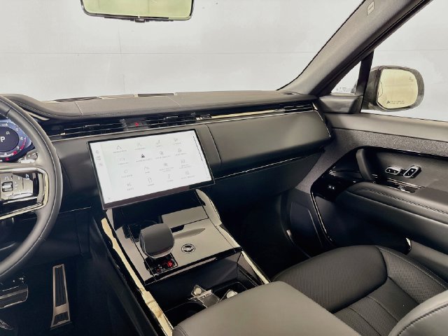 New 2027 Land Rover Range Rover Sport Dynamic SE AWD/4WD image 26