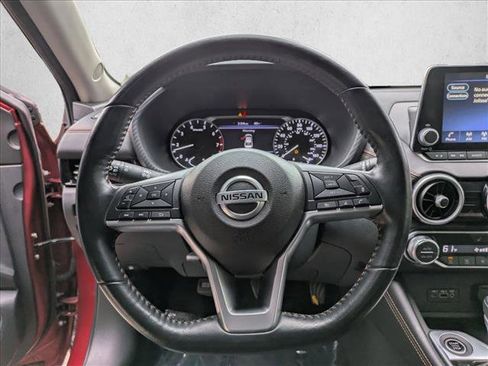 Used 2022 Nissan Sentra SR w/ SR Premium Package image 19