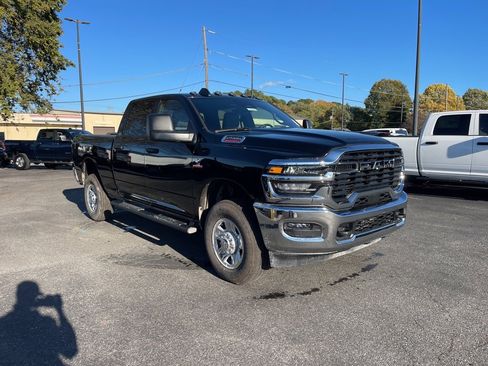 New 2026 RAM 2500 Tradesman w/ Chrome Appearance Group image 4