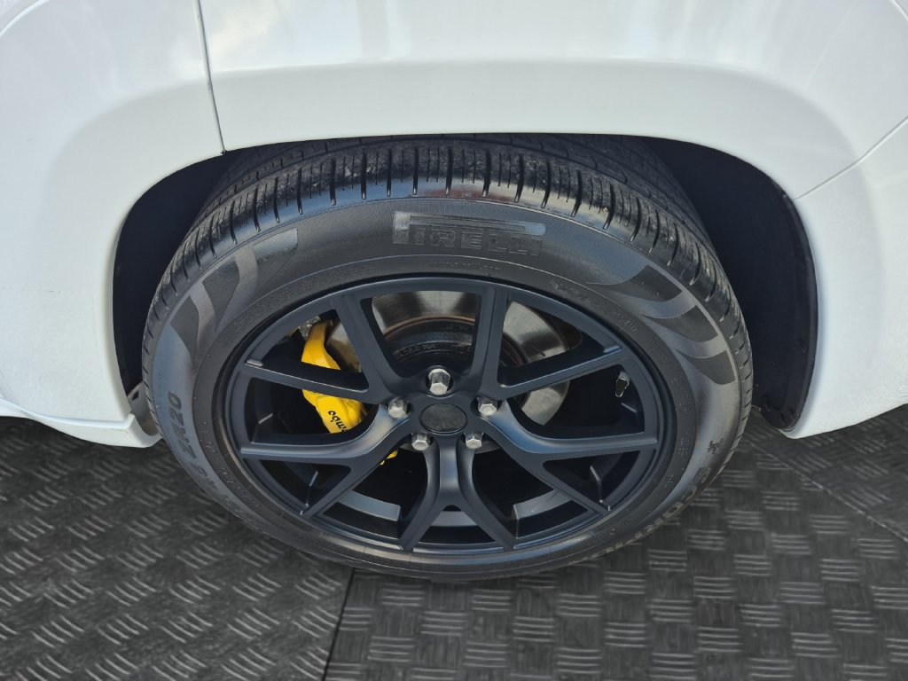 Used 2018 Jeep Grand Cherokee Trackhawk AWD/4WD image 14