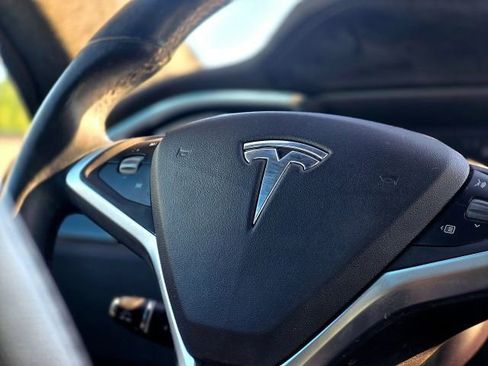 Used 2015 Tesla Model S 85D image 14