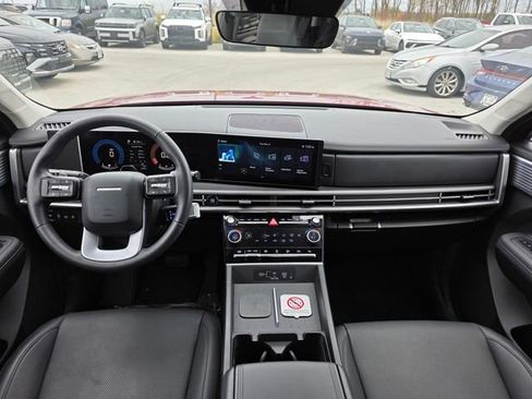 Certified 2025 Hyundai Santa Fe SEL image 12