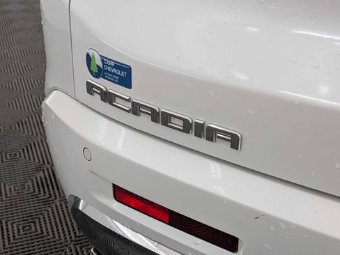 Used 2017 GMC Acadia Denali w/ Technology Package image 12