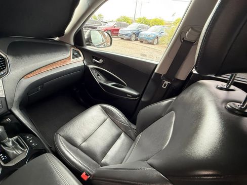 Used 2018 Hyundai Santa Fe Limited FWD image 50