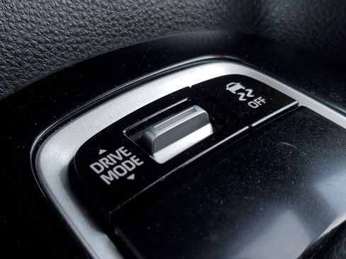 Used 2024 Toyota Corolla SE FWD image 26