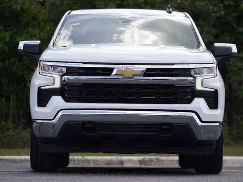 Used 2022 Chevrolet Silverado 1500 LT image 32