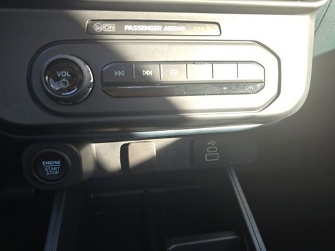 Used 2025 Ford Maverick XLT w/ XLT Luxury Package AWD/4WD image 19
