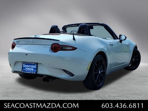 Used 2019 MAZDA MX-5 Miata Club w/ I-ACTIVSENSE Club Package RWD image 5