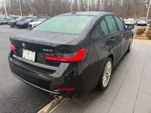 Certified 2023 BMW 330i xDrive Sedan w/ Convenience Package image 7
