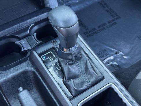 Used 2020 Toyota Tacoma TRD Sport image 28