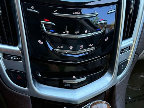 Used 2016 Cadillac SRX Luxury AWD/4WD image 25