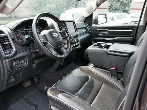 Used 2022 RAM 1500 Laramie AWD/4WD image 12