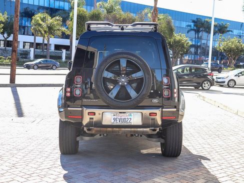 Used 2023 Land Rover Defender 110 X image 9