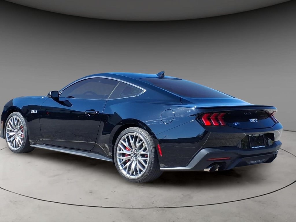 Used 2024 Ford Mustang GT Premium RWD image 13