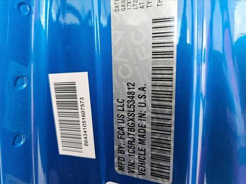 New 2025 Jeep Gladiator Rubicon w/ Convenience Group image 16