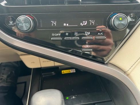 Used 2023 Toyota Camry XLE FWD image 19