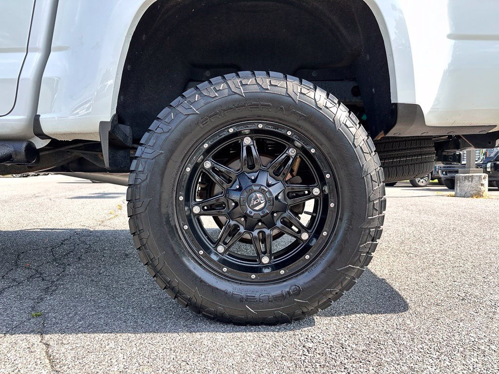 Used 2018 Chevrolet Colorado LT AWD/4WD image 41