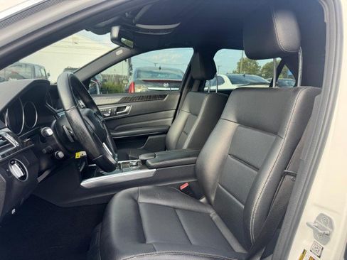 Used 2016 Mercedes-Benz E 350 4MATIC Sedan image 13
