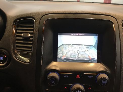 Used 2018 Dodge Durango GT image 28