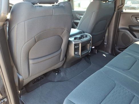 New 2026 RAM 1500 Express AWD/4WD image 13