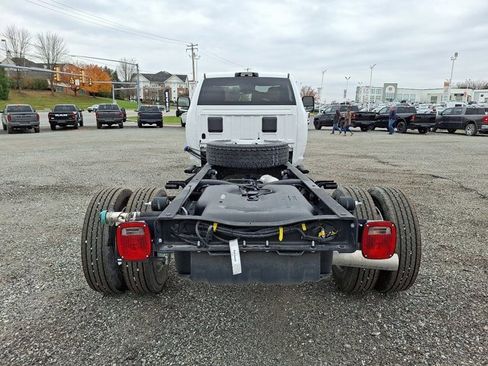 Used 2025 RAM 5500 Tradesman image 6