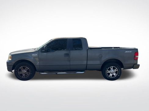Used 2005 Ford F150 XLT image 9