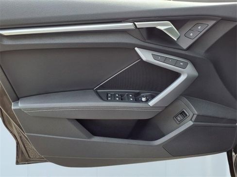 Used 2025 Audi A3 2.0T Premium w/ Convenience Package image 10