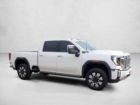 Used 2024 GMC Sierra 2500 Denali w/ Denali Reserve Package AWD/4WD image 6