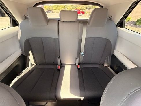 Used 2024 Hyundai Ioniq 5 SE RWD image 16