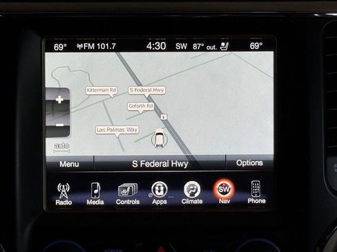 Used 2017 Jeep Grand Cherokee Overland AWD/4WD image 14