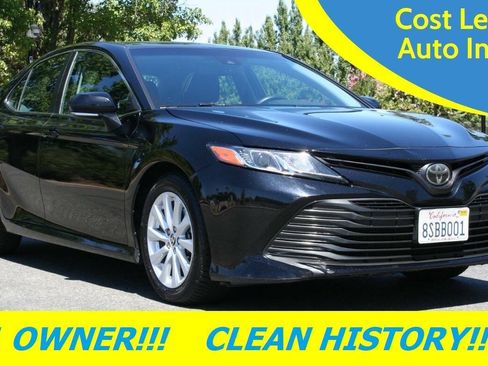 Used 2020 Toyota Camry LE w/ Convenience Package FWD image 2